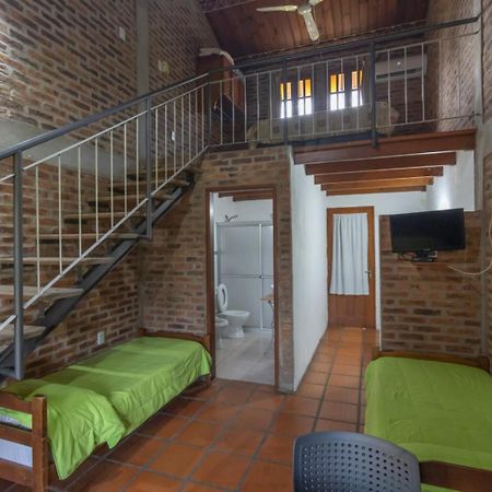 Hostal Canela Termas del Daymán Екстериор снимка