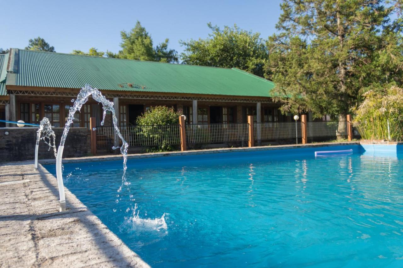 Hostal Canela Termas del Daymán Екстериор снимка