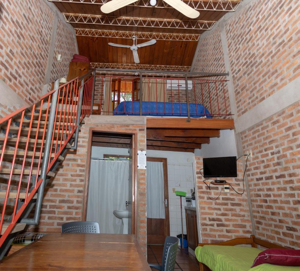 Hostal Canela Termas del Daymán Екстериор снимка